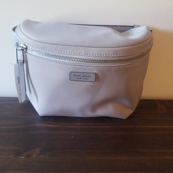 ‼CLOSET CLEAN OUT SALE‼ BNWT KATE SPADE BELT BAG - Picture 1 of 3